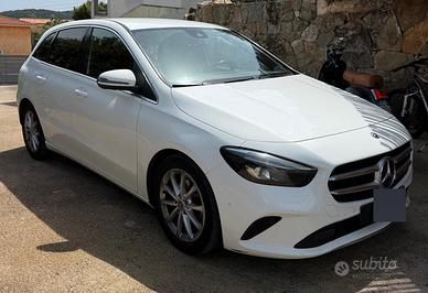 Mercedes Classe B 180 Sport Automatica 136 CV