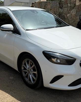 Mercedes Classe B 180 Sport Automatica 136 CV