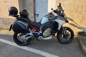 Ducati Multistrada V4S