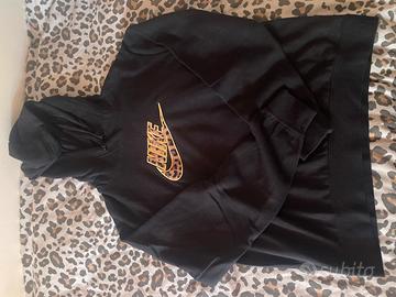 Felpa nike nera baffo leopardato