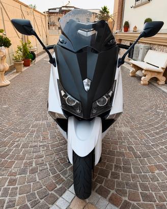 Yamaha T-Max 530 Dicembre 2014 16.000km
