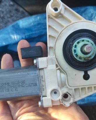 Motorino alzacristallo Mercedes A class w169 