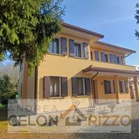 Agna - Casa singola con annessi ed eventuale terre