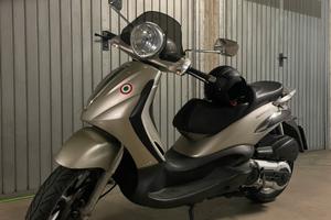 Piaggio Beverly 500 solo 16800 km