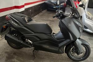 Yamaha xmax 300