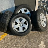 Bridgestone Dueler HT gomme+cerchi jeep wrangler