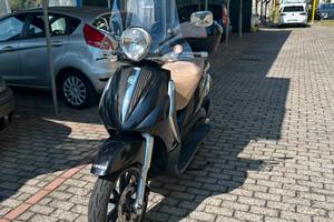 PIAGGIO BEVERLY 250 TOURER