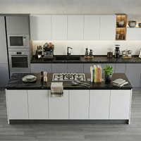 CUCINA LINEARE CON ISOLA MOBILI DI ALTA QUALITA'