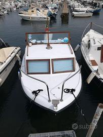 Barca    (cabinato)  5mt