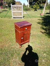 COMODINI IN LEGNO D'EPOCA