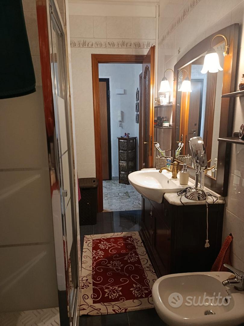 2 stanze singole in Lucento, foto 2 di 6