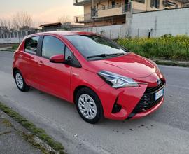 Toyota Yaris 1.5Hybrid 5 porte 1proprietario NuovA