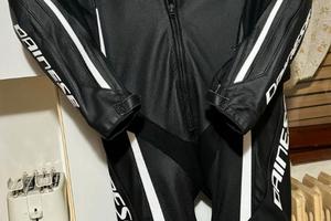 TUTA NUOVA DAINESE  TG48