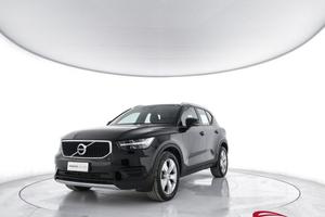 VOLVO XC40 T3 Geartronic Momentum