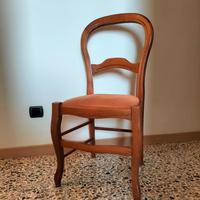 Sei (6) Sedie in legno di noce