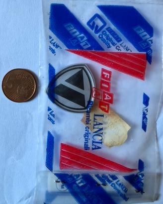 Stemma - Logo Autobianchi Y10 nuovo Cod. 7765021