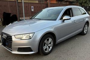 AUDI A4 Avant 2.0 TDI S tronic-S Line Edition