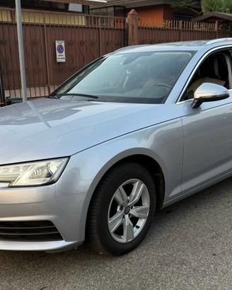 AUDI A4 Avant 2.0 TDI S tronic-S Line Edition