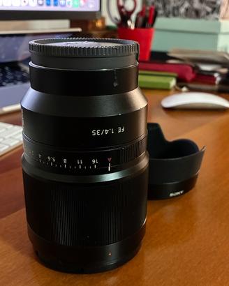 Sony 35mm f1.4 distagon Zeiss ZA