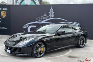 Ferrari GTC4 Lusso 6.3 V12 689CV LIFT CARBONIO