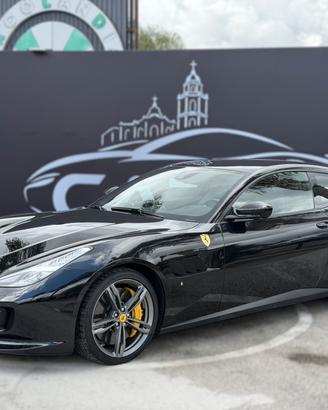 Ferrari GTC4 Lusso 6.3 V12 689CV LIFT CARBONIO