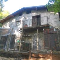 Rustico e terreno Dumenza