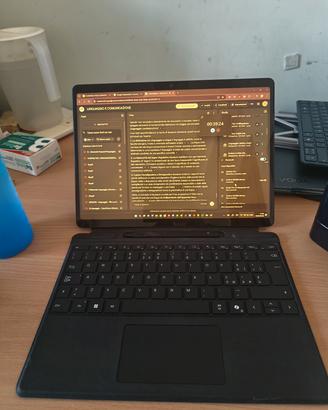  Microsoft Surface Pro 11 OLED 