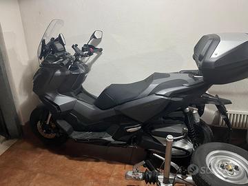 Stupendo HONDA ADV 350