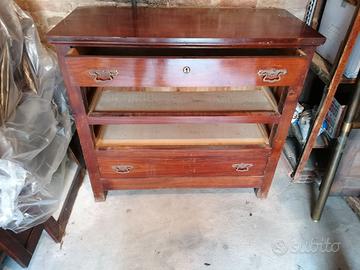 Como' con specchiera