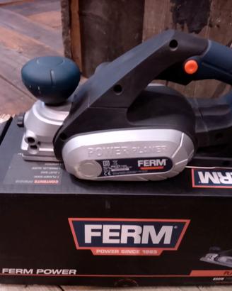 FERM Piallatrice elettrica 650W.