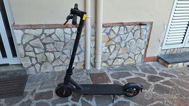 monopattino xiaomi pro 2