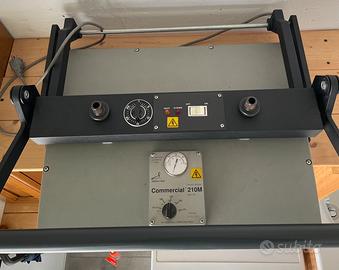 Pressa per camera oscura