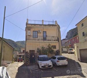 Immobile in asta di 241 m² con 4 locali a Villacid