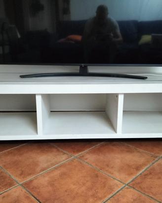 Mobile TV Moderno 