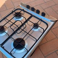 piano cottura indesit