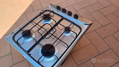 piano cottura indesit