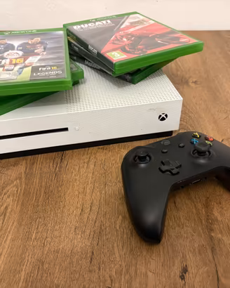 XBoxe one S con giochi e  controller