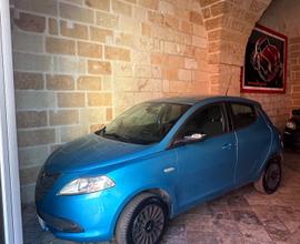 Lancia Ypsilon 0.9 TwinAir 85 CV 5 porte Metano Ec