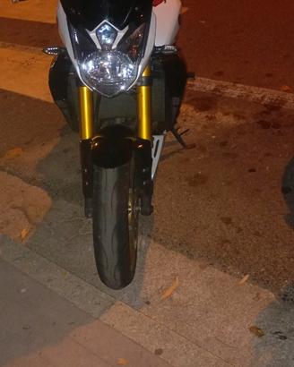 Yamaha fz8