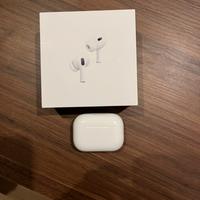 AirPods Pro 2 + Cover Elago + Gommini in foam