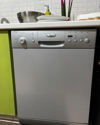 lavastoviglie whirlpool lympia