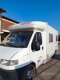 Camper semintegrale challenger su Ducato