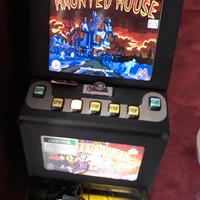 Slot machine in metallo hauted house