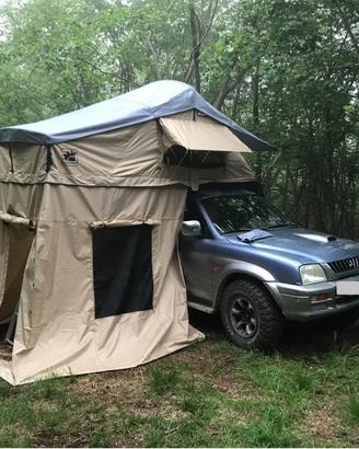 Tenda da tetto Suntop con spogliatoio/camera
