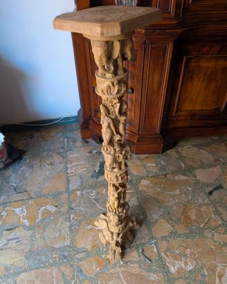 Portavaso e colonna decorativa