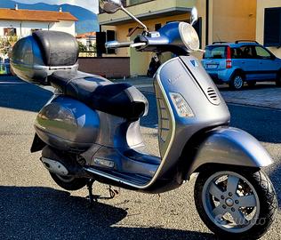 Vespa 200 l GTS