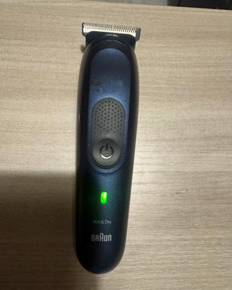 Rasoio braun wet & dry a batteria