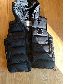 moncler smanicato oroginale