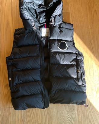 moncler smanicato oroginale