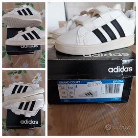 Adidas bianche strisce nere clearance